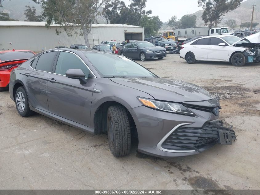 2021 TOYOTA CAMRY LE HYBRID