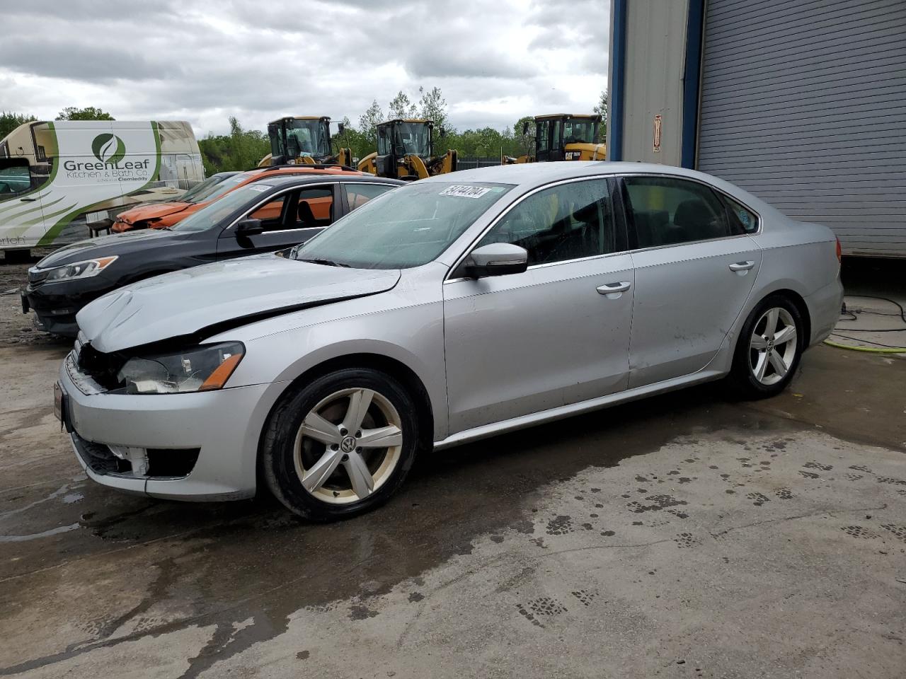 2013 VOLKSWAGEN PASSAT SE