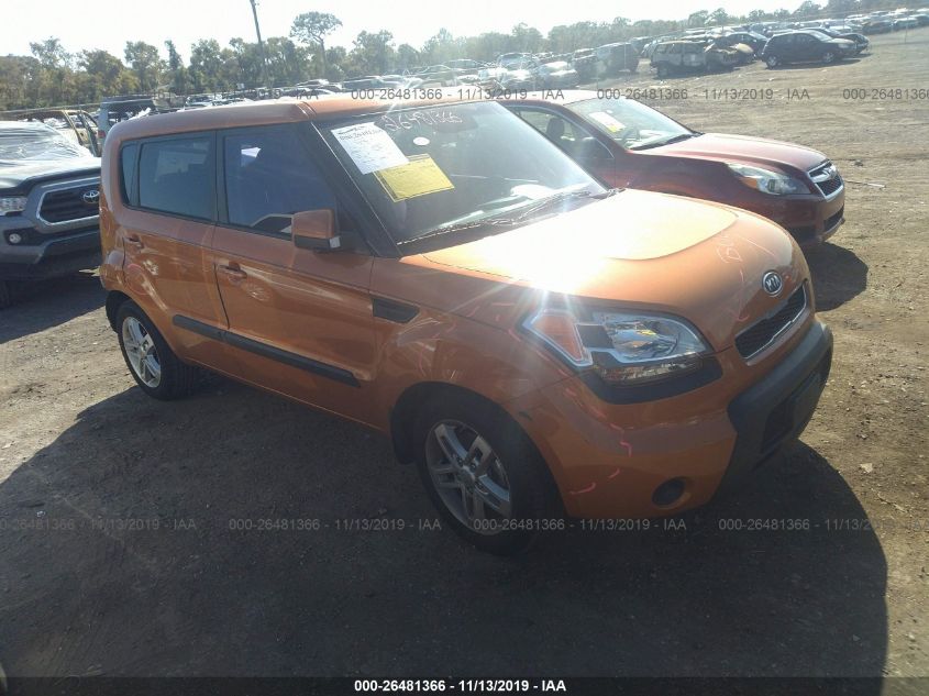 2011 KIA SOUL +