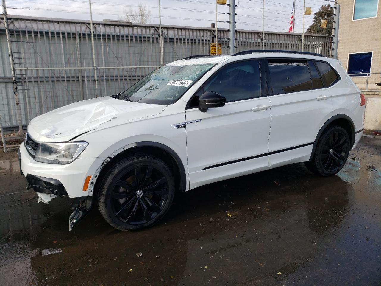 2021 VOLKSWAGEN TIGUAN SE