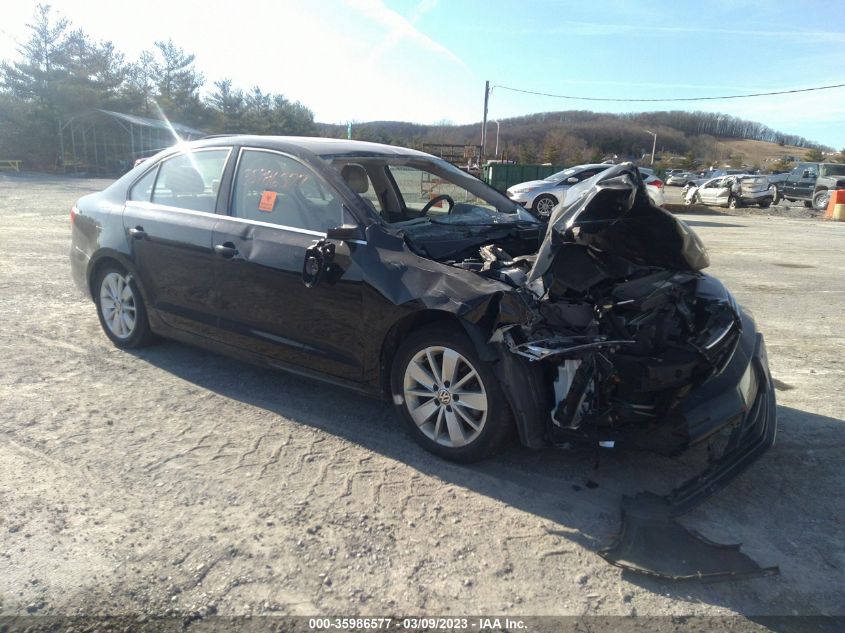 2015 VOLKSWAGEN JETTA 1.8T SE