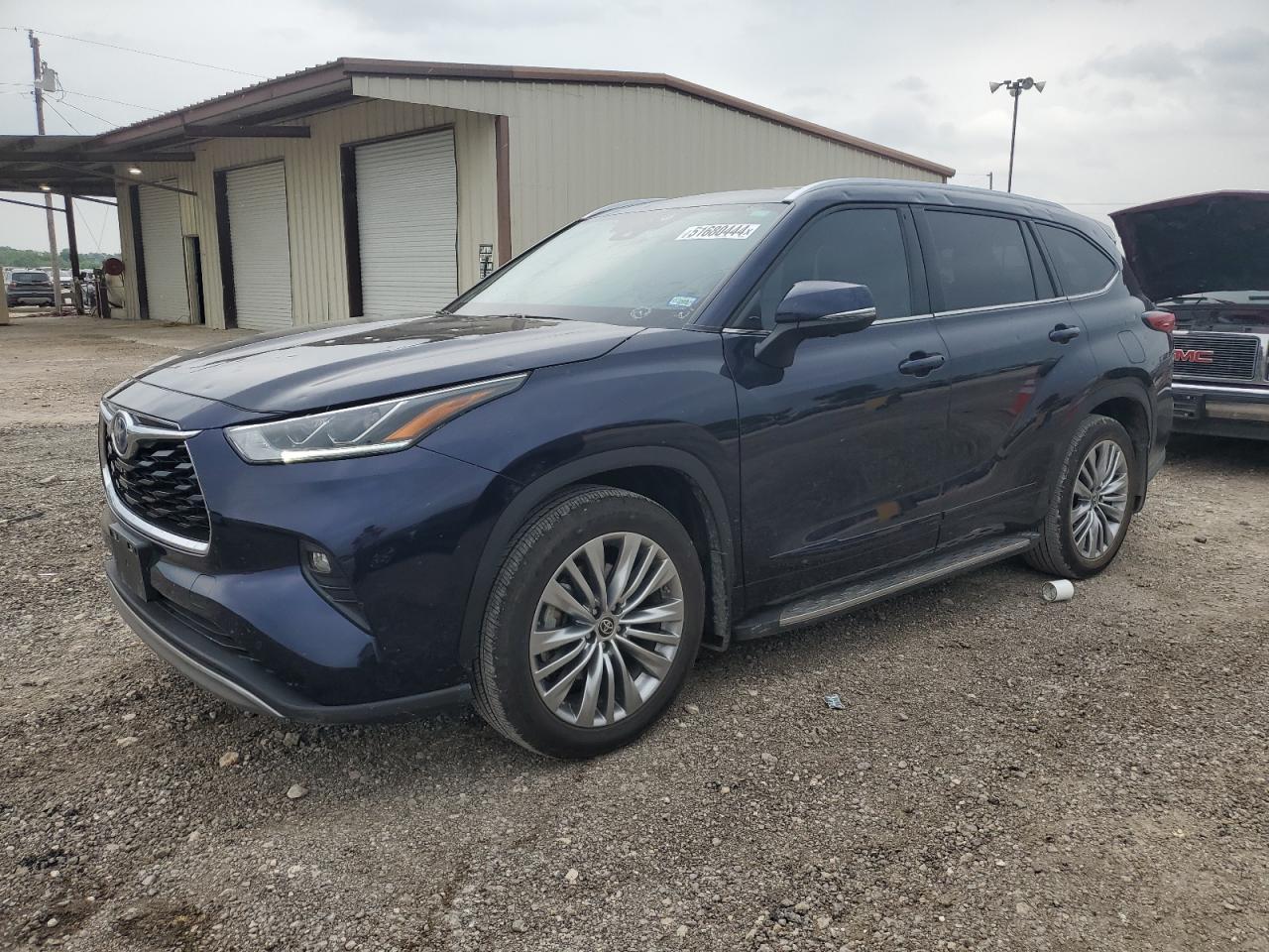 2023 TOYOTA HIGHLANDER HYBRID PLATINUM