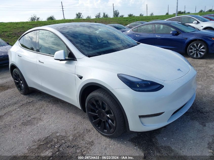 2024 TESLA MODEL Y