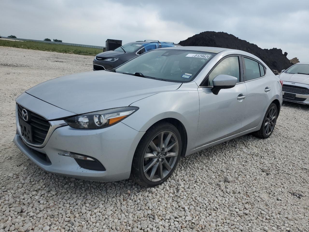 2018 MAZDA 3 TOURING