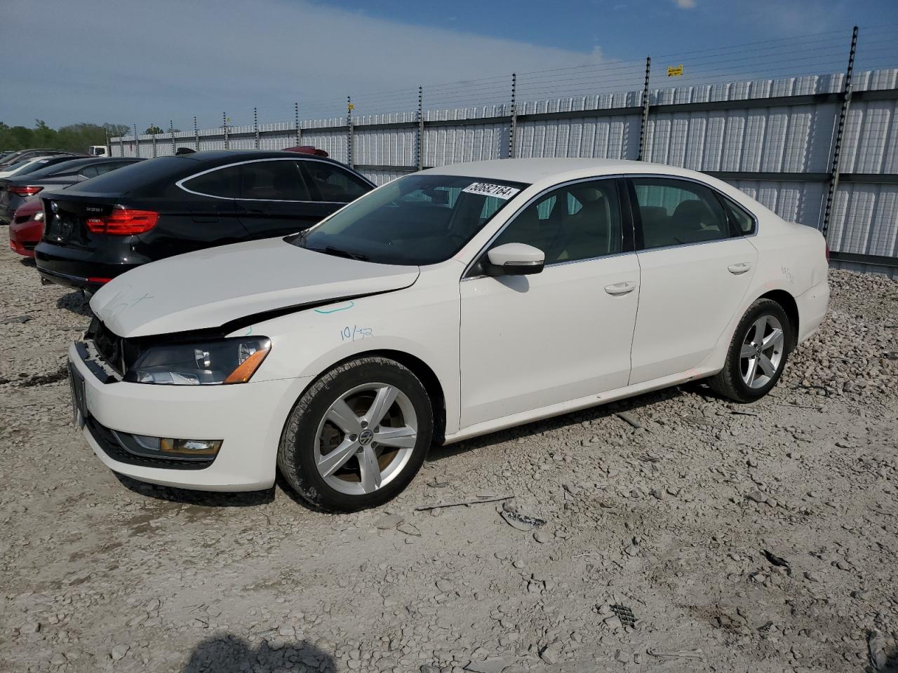 2015 VOLKSWAGEN PASSAT S