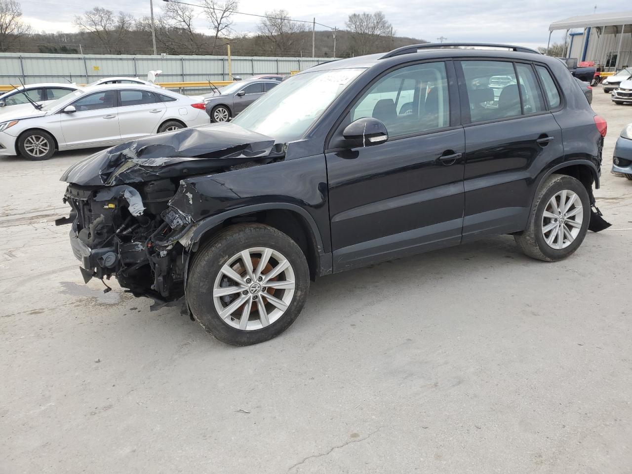 2017 VOLKSWAGEN TIGUAN S