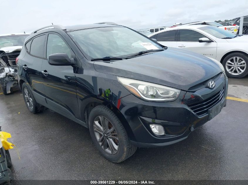 2015 HYUNDAI TUCSON SE