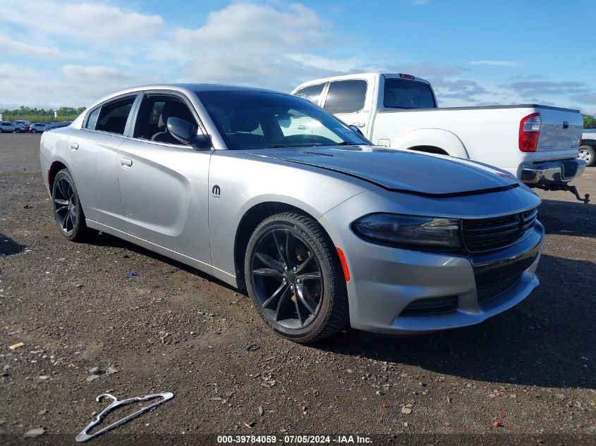 2016 DODGE CHARGER SE