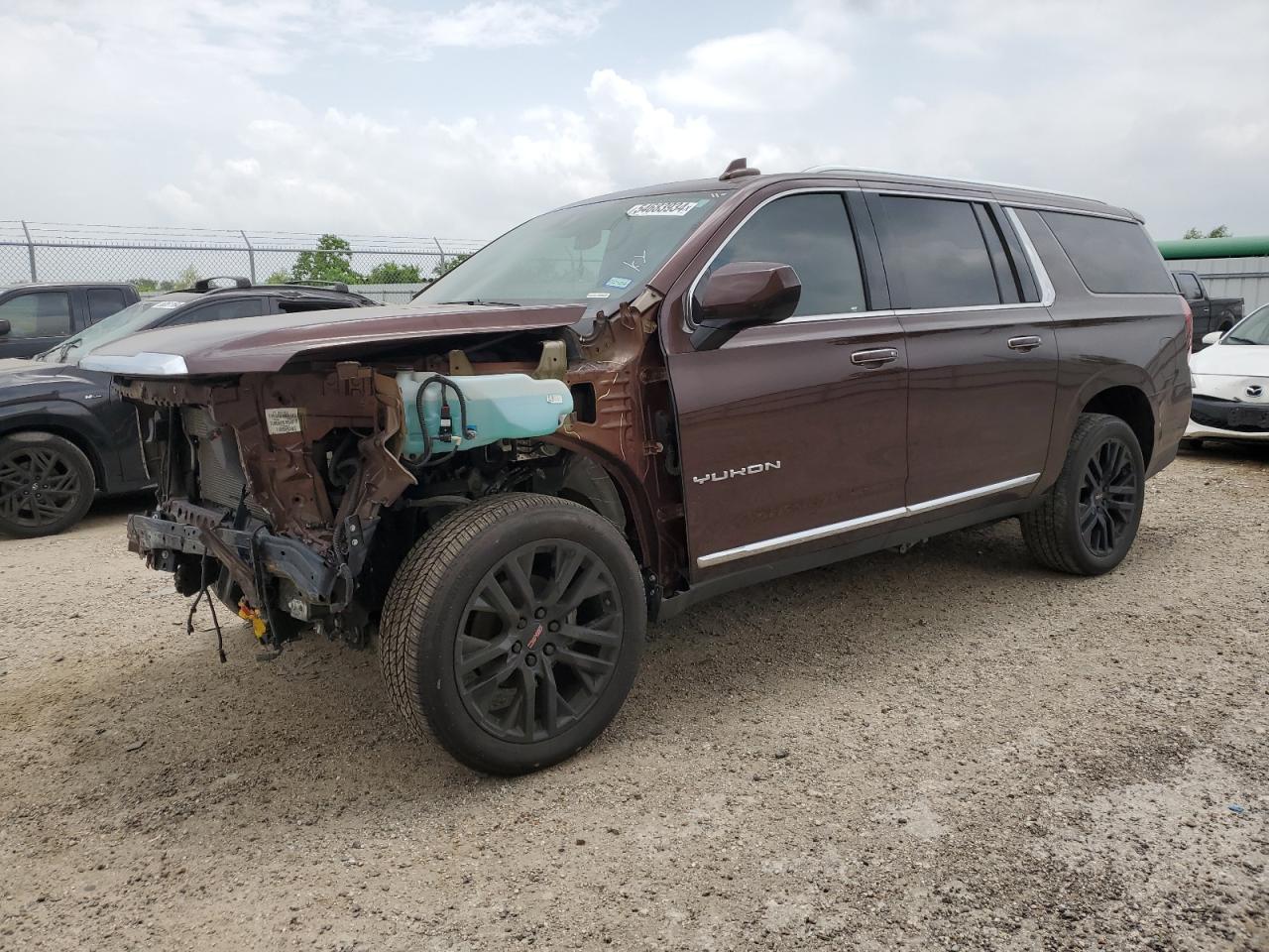 2023 GMC YUKON XL C1500 SLT