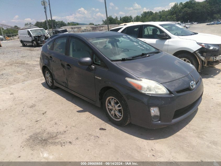 2010 TOYOTA PRIUS III