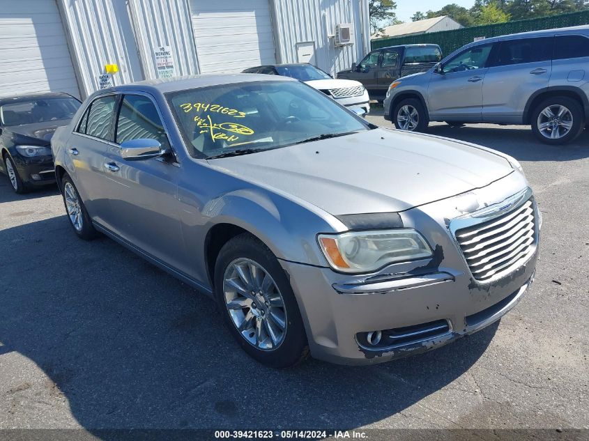 2013 CHRYSLER 300C