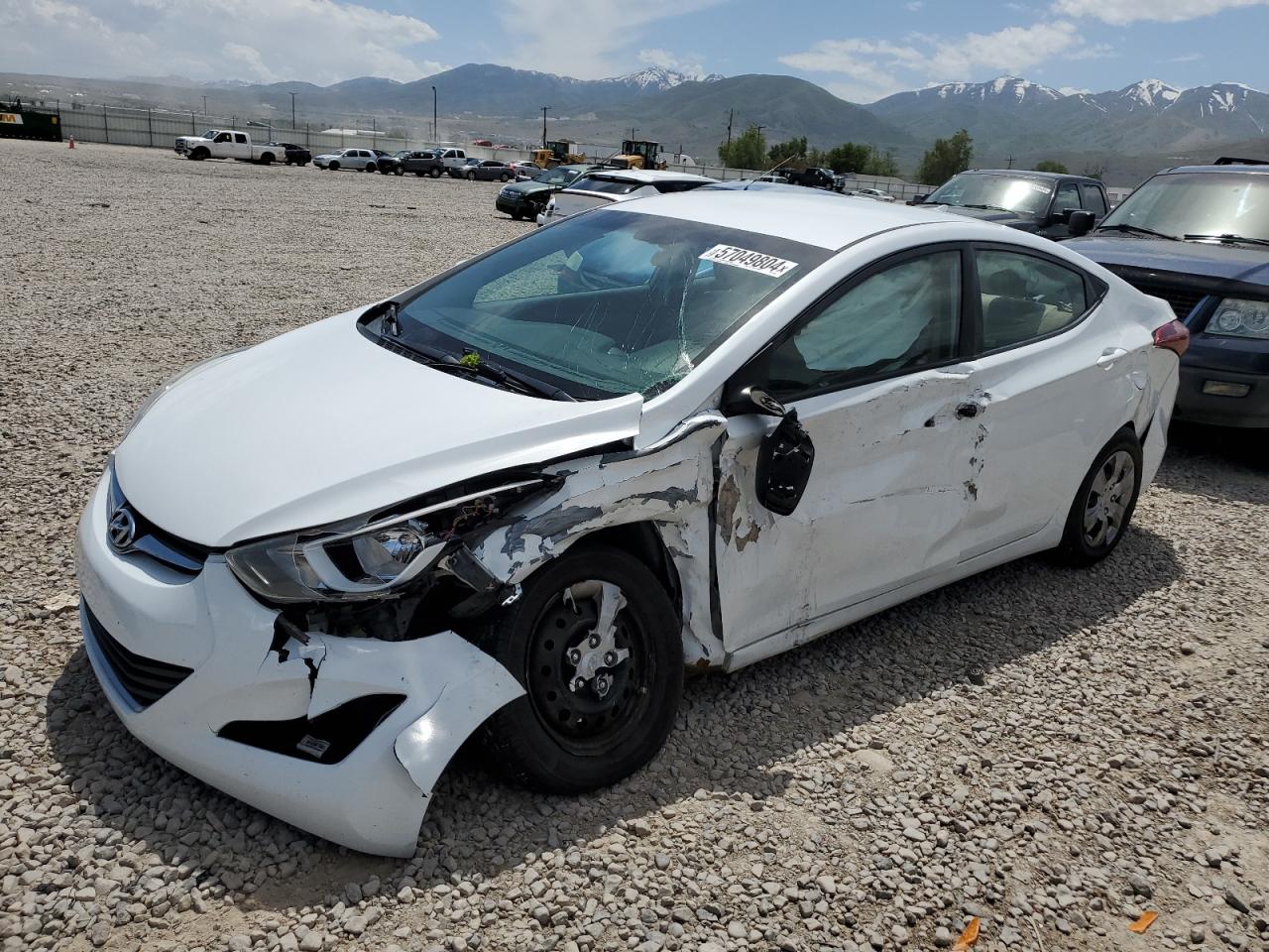 2016 HYUNDAI ELANTRA SE