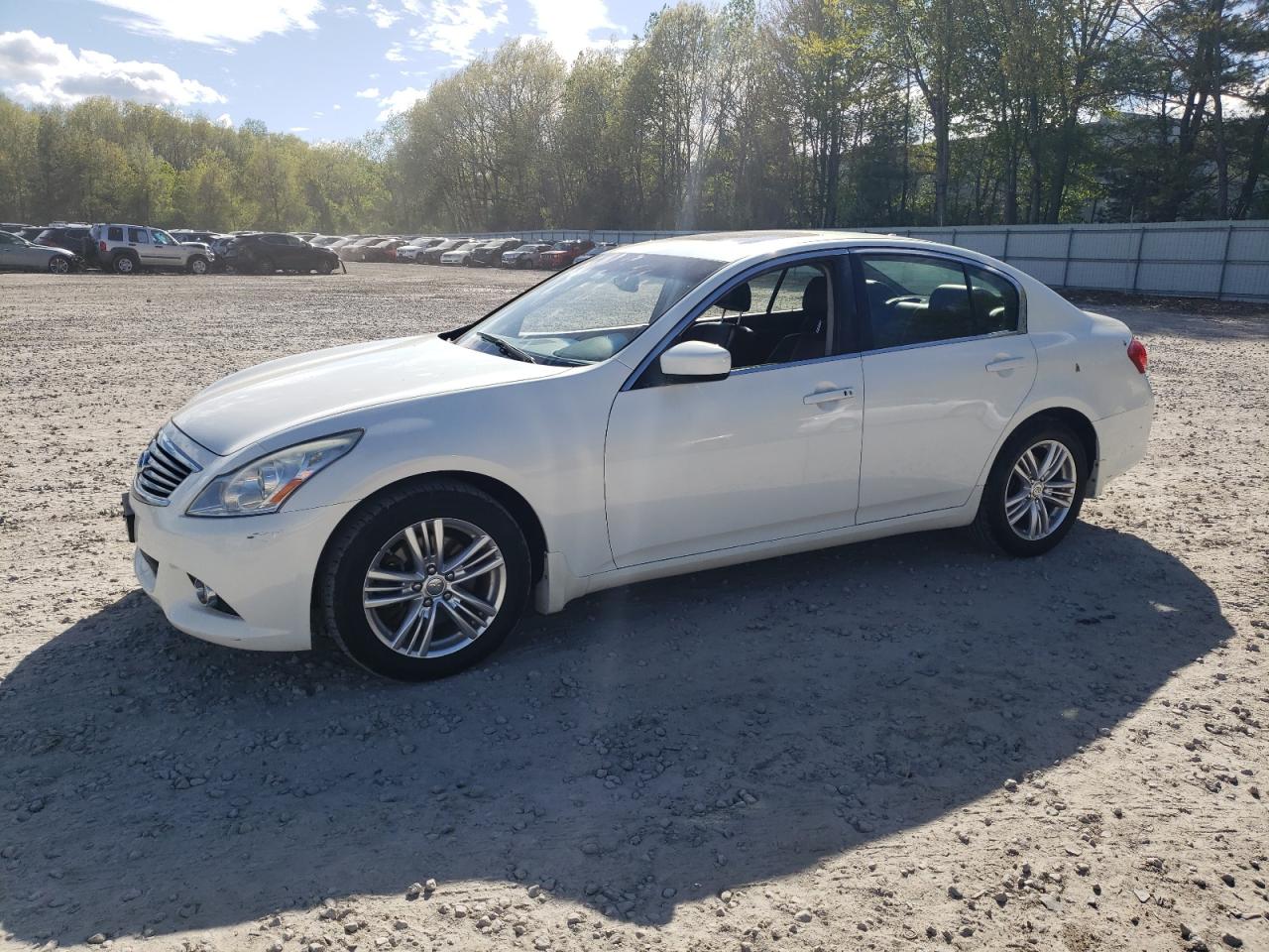 2013 INFINITI G37