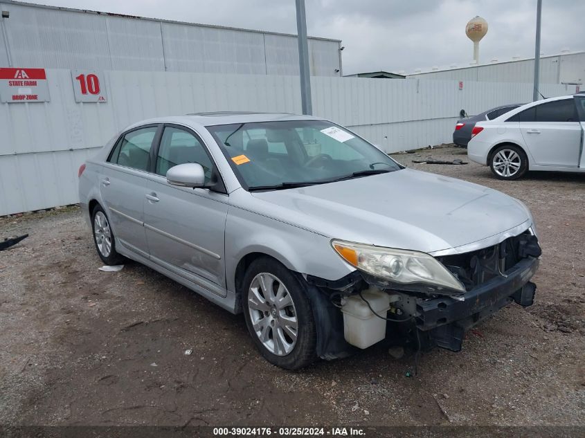 2011 TOYOTA AVALON