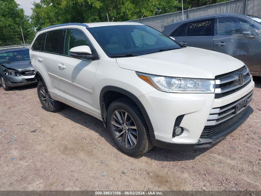 2017 TOYOTA HIGHLANDER XLE