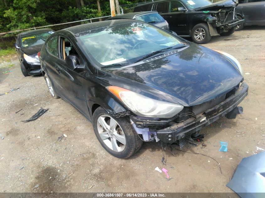 2013 HYUNDAI ELANTRA GLS