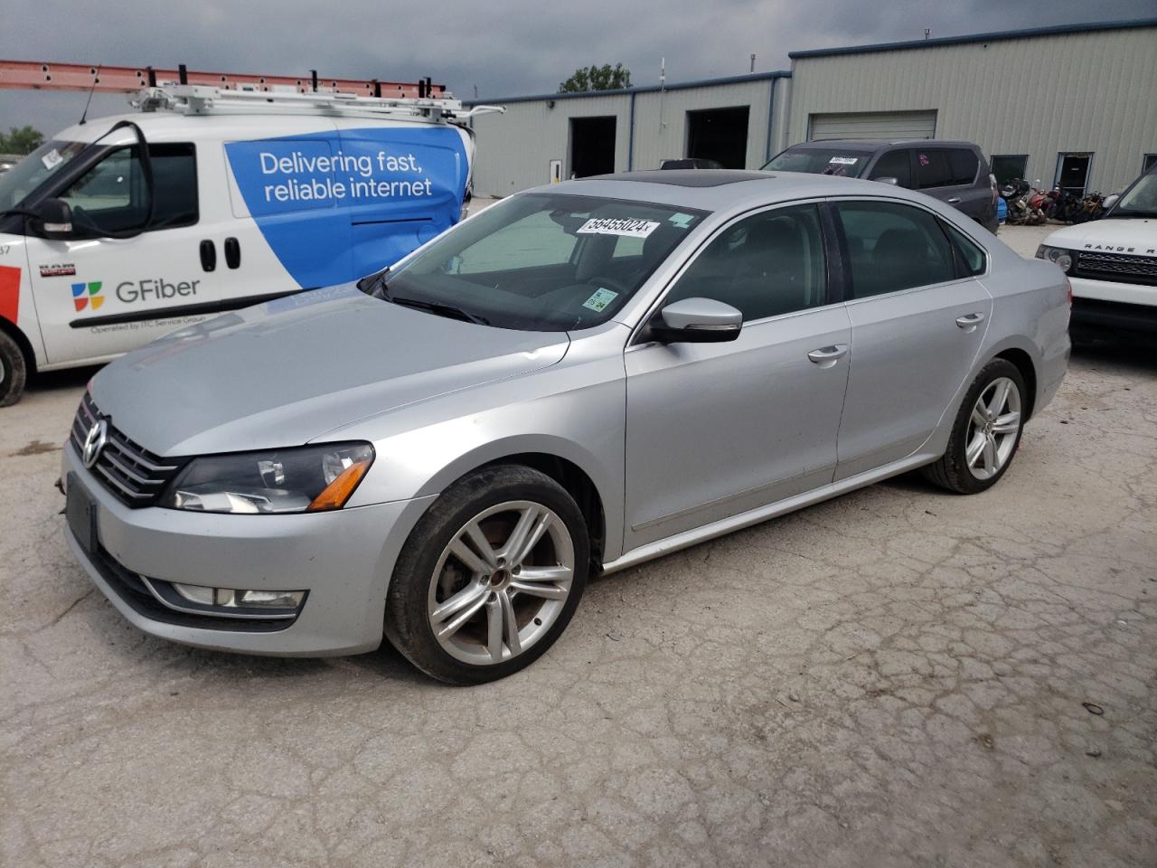 2013 VOLKSWAGEN PASSAT SEL