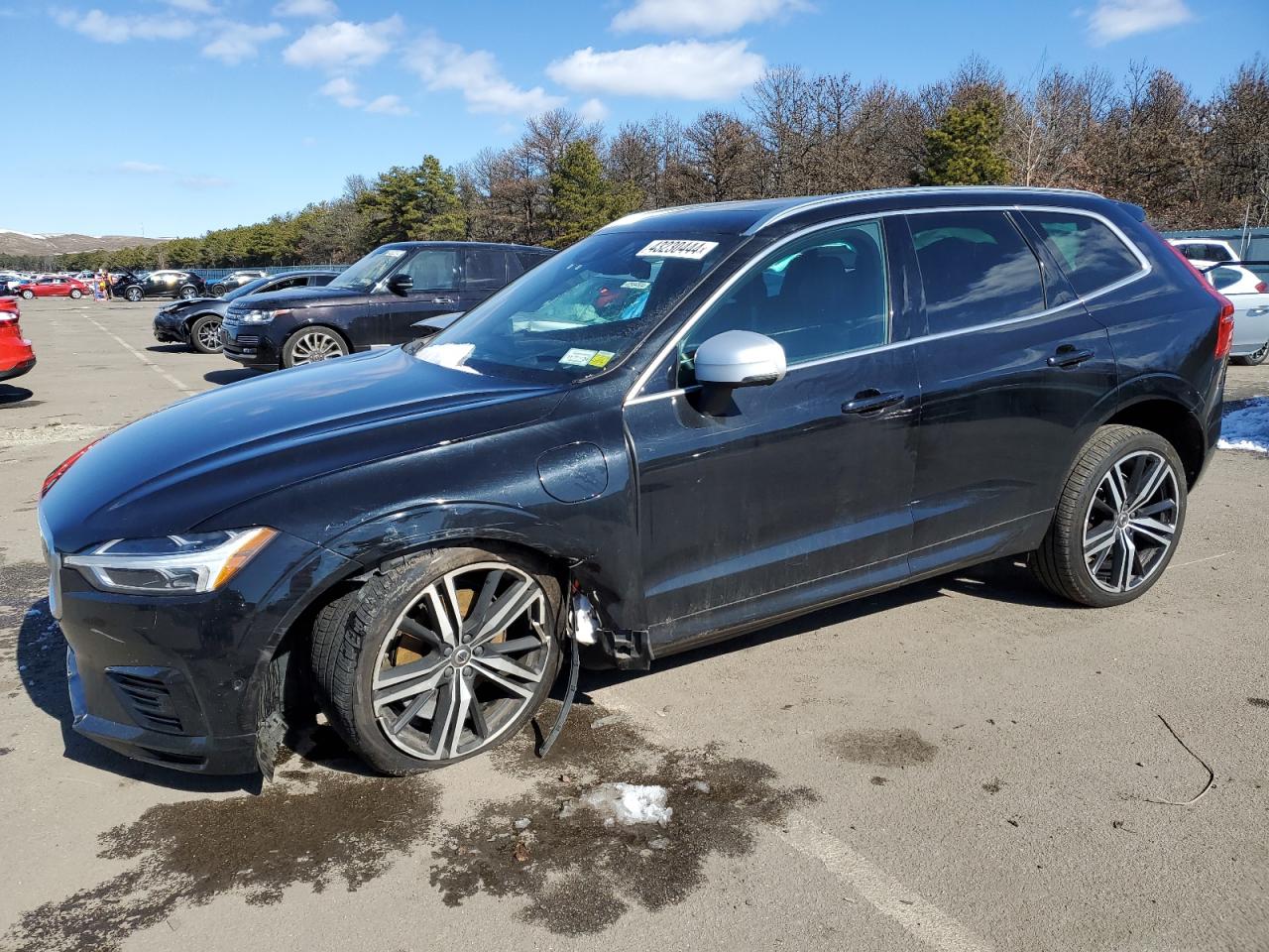 2019 VOLVO XC60 T8 R-DESIGN