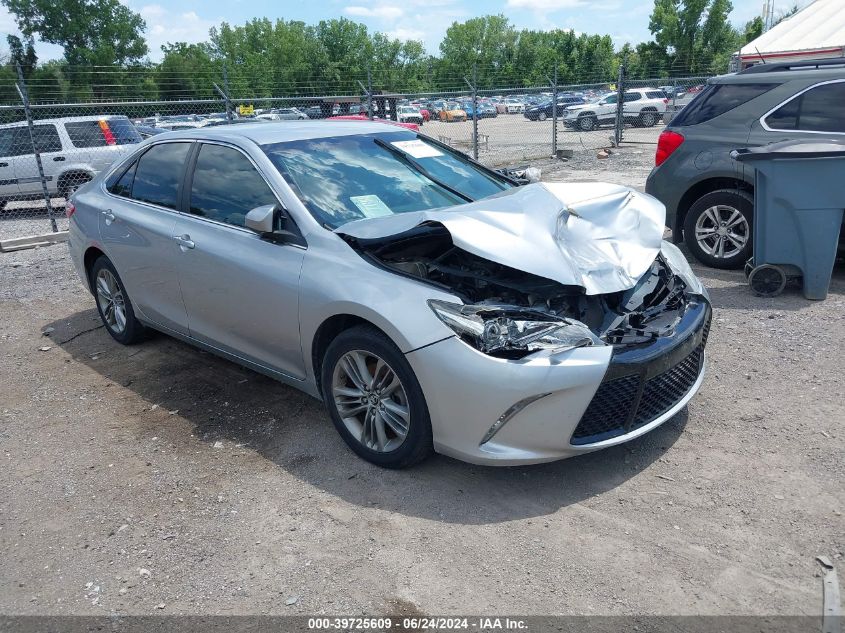 2015 TOYOTA CAMRY SE