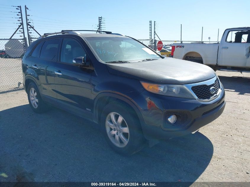 2013 KIA SORENTO LX