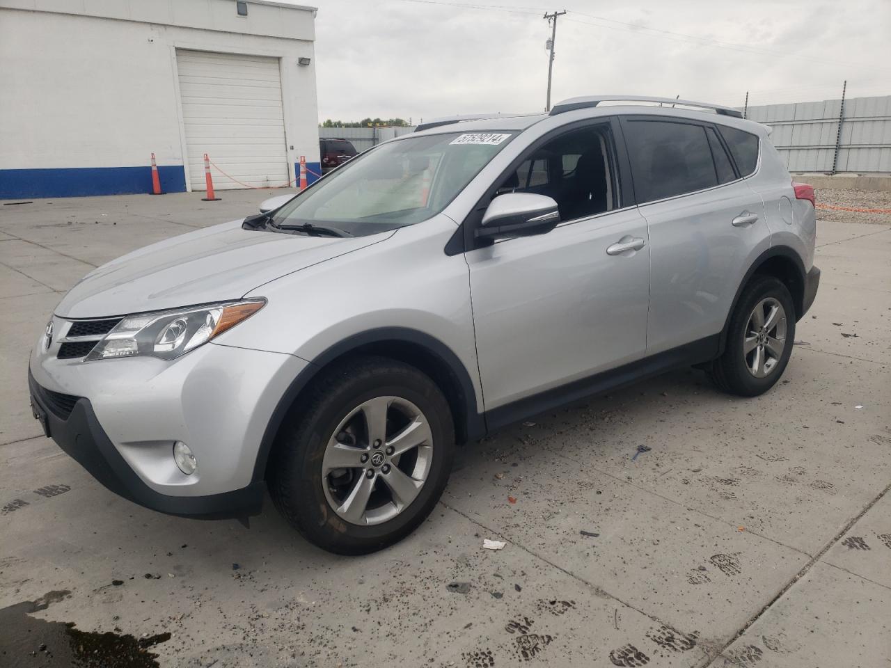 2015 TOYOTA RAV4 XLE