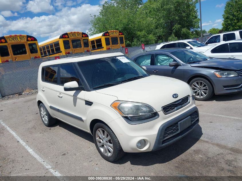 2013 KIA SOUL +