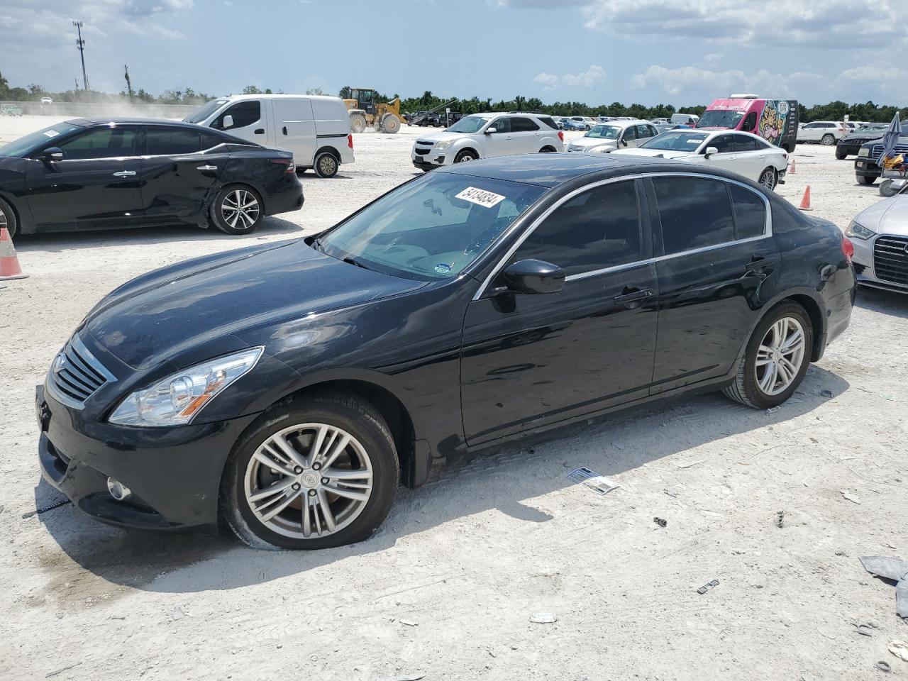 2013 INFINITI G37