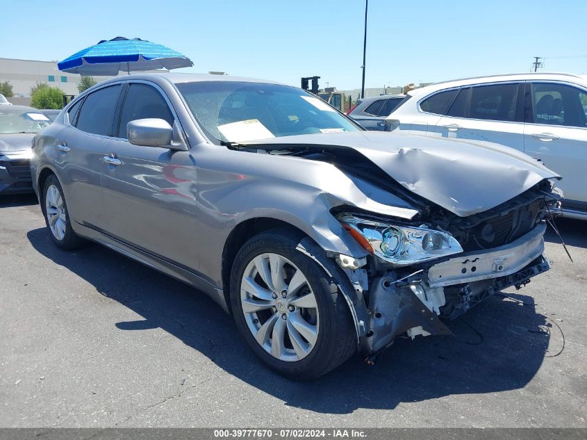 2011 INFINITI M37