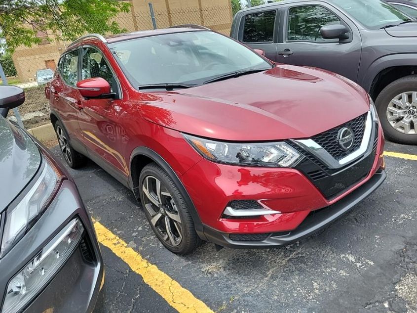 2022 NISSAN ROGUE SPORT SL