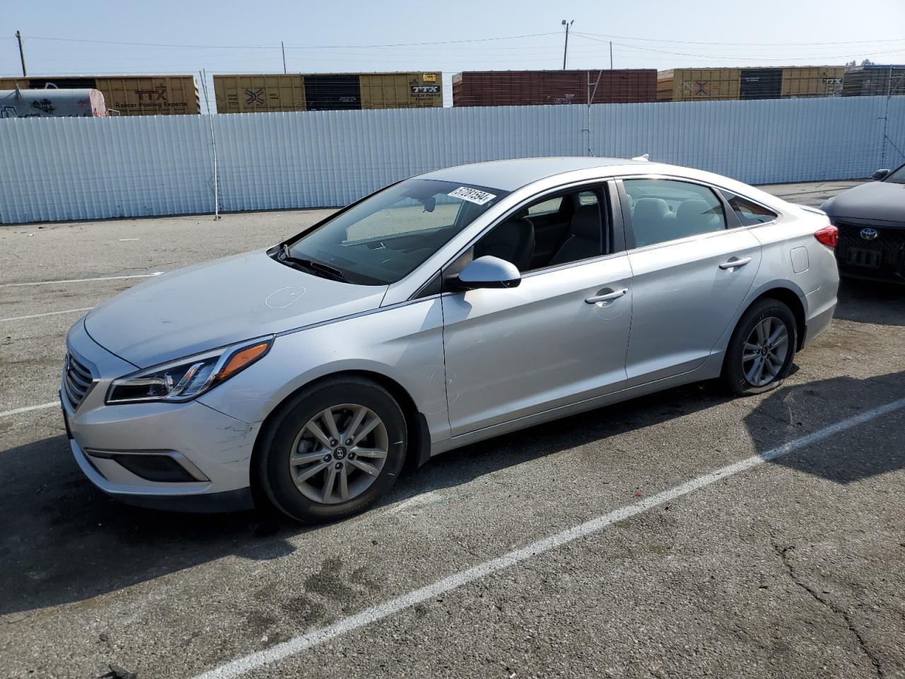 2017 HYUNDAI SONATA SE