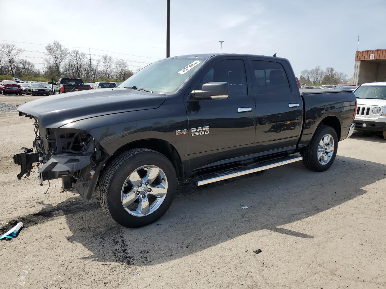 2016 RAM 1500 SLT