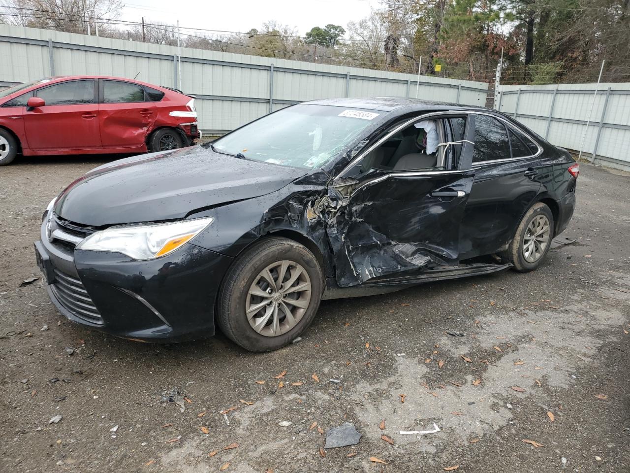 2017 TOYOTA CAMRY LE