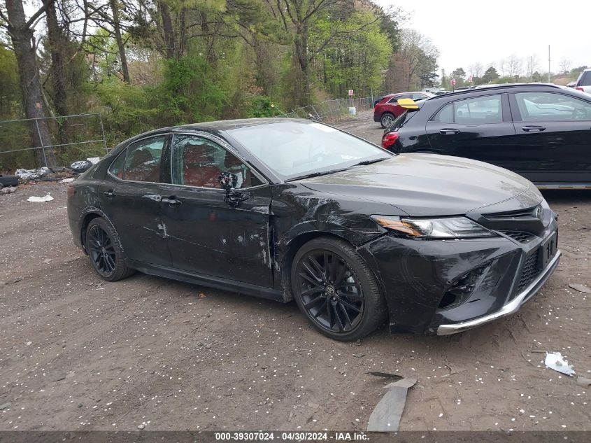 2021 TOYOTA CAMRY XSE