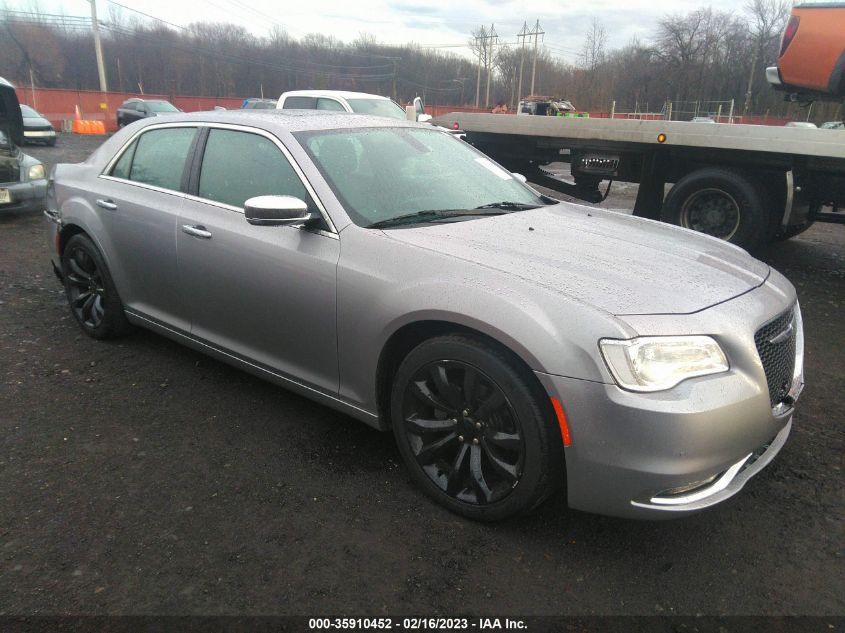 2015 CHRYSLER 300C