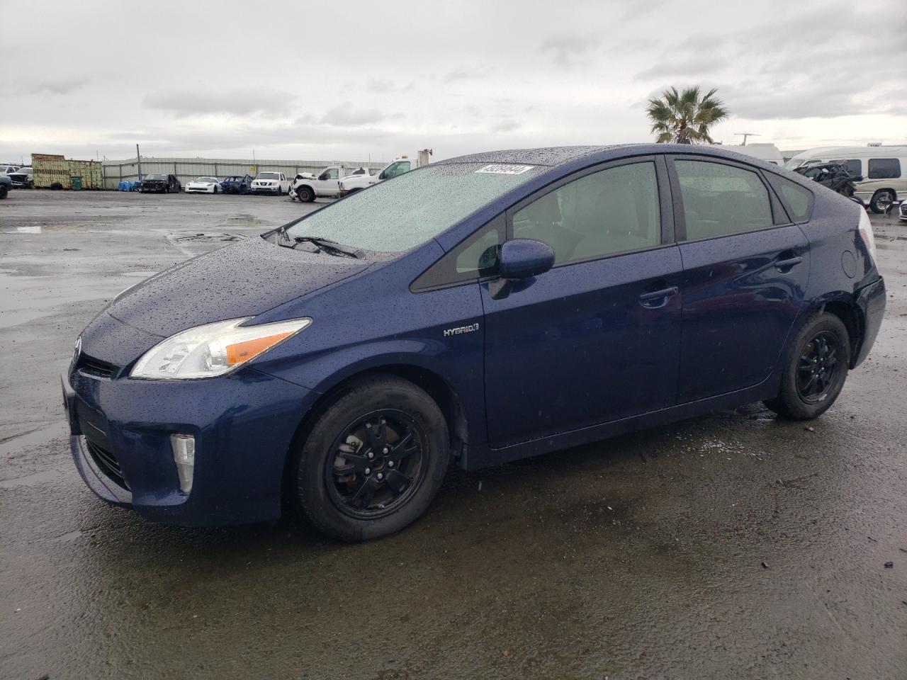 2013 TOYOTA PRIUS