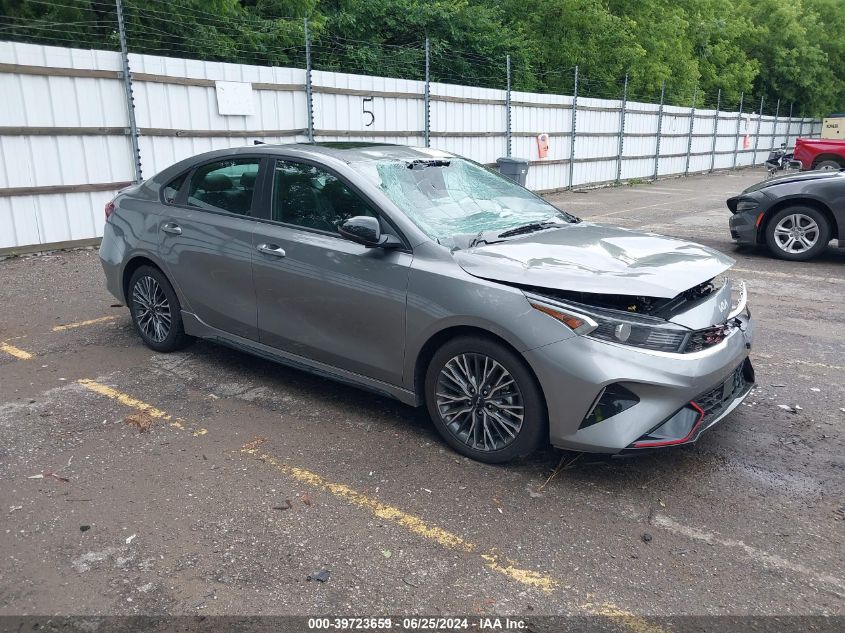 2024 KIA FORTE GT-LINE