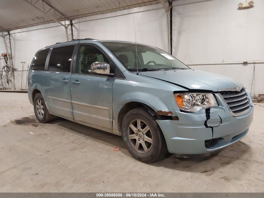 2010 CHRYSLER TOWN & COUNTRY TOURING PLUS