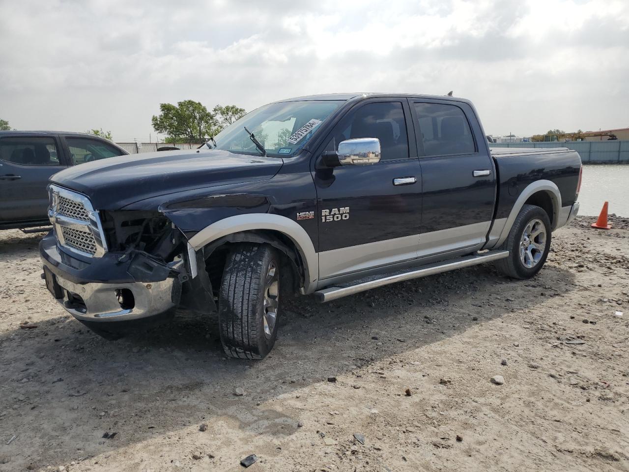 2015 RAM 1500 LARAMIE