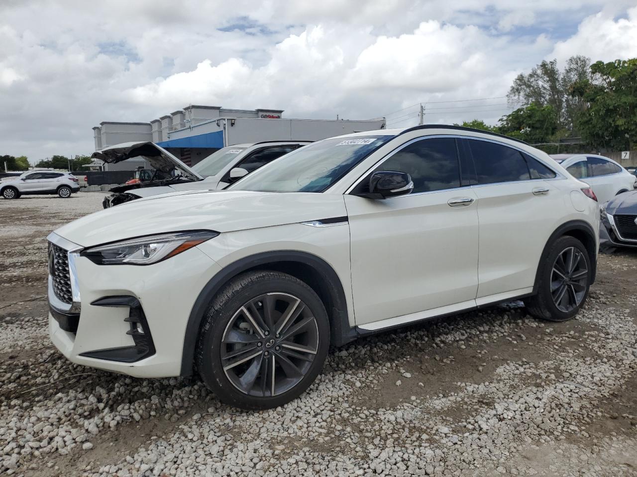 2023 INFINITI QX55 LUXE