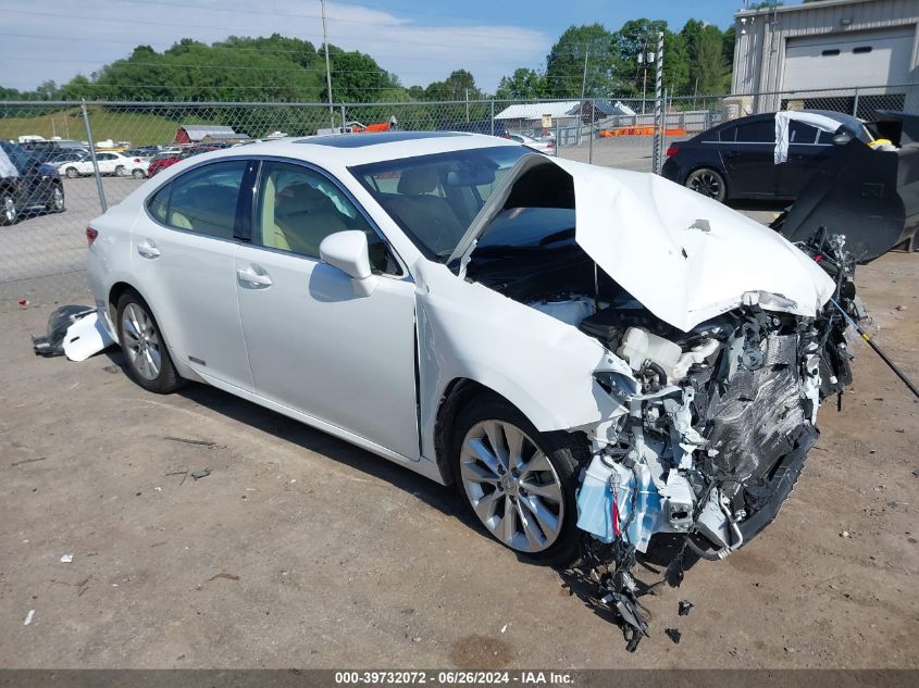 2013 LEXUS ES 300H