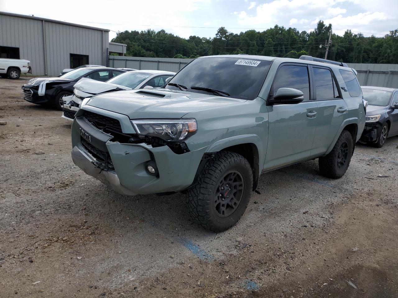 2023 TOYOTA 4RUNNER SE