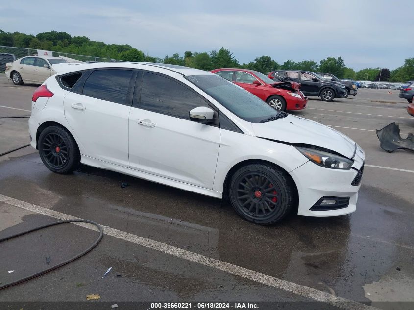 2016 FORD FOCUS ST