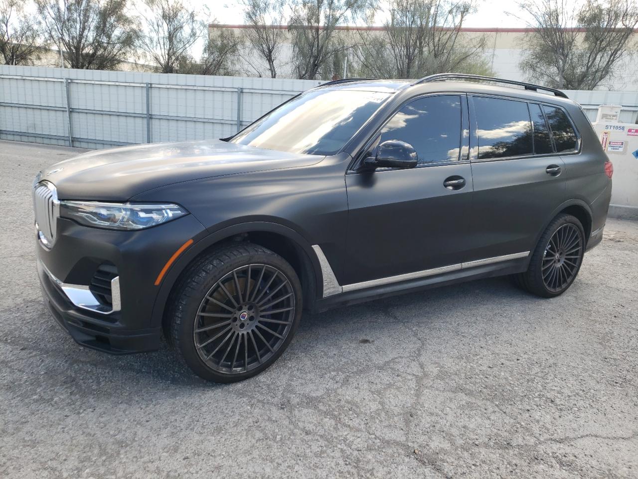 2022 BMW X7 ALPINA XB7