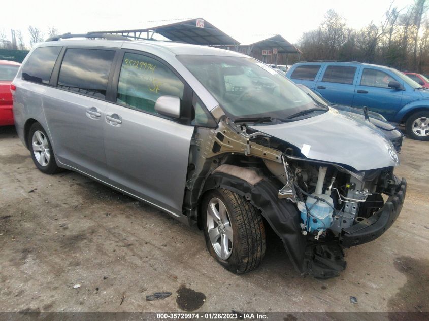 2012 TOYOTA SIENNA LE V6 8 PASSENGER