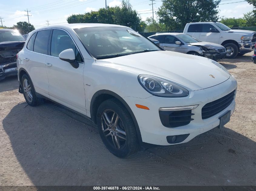 2015 PORSCHE CAYENNE