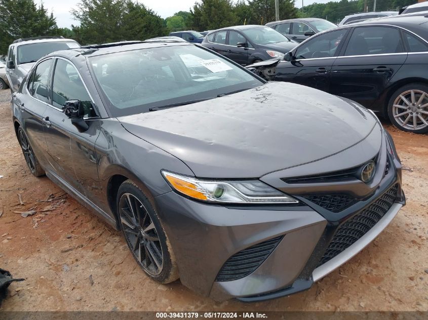 2020 TOYOTA CAMRY XSE