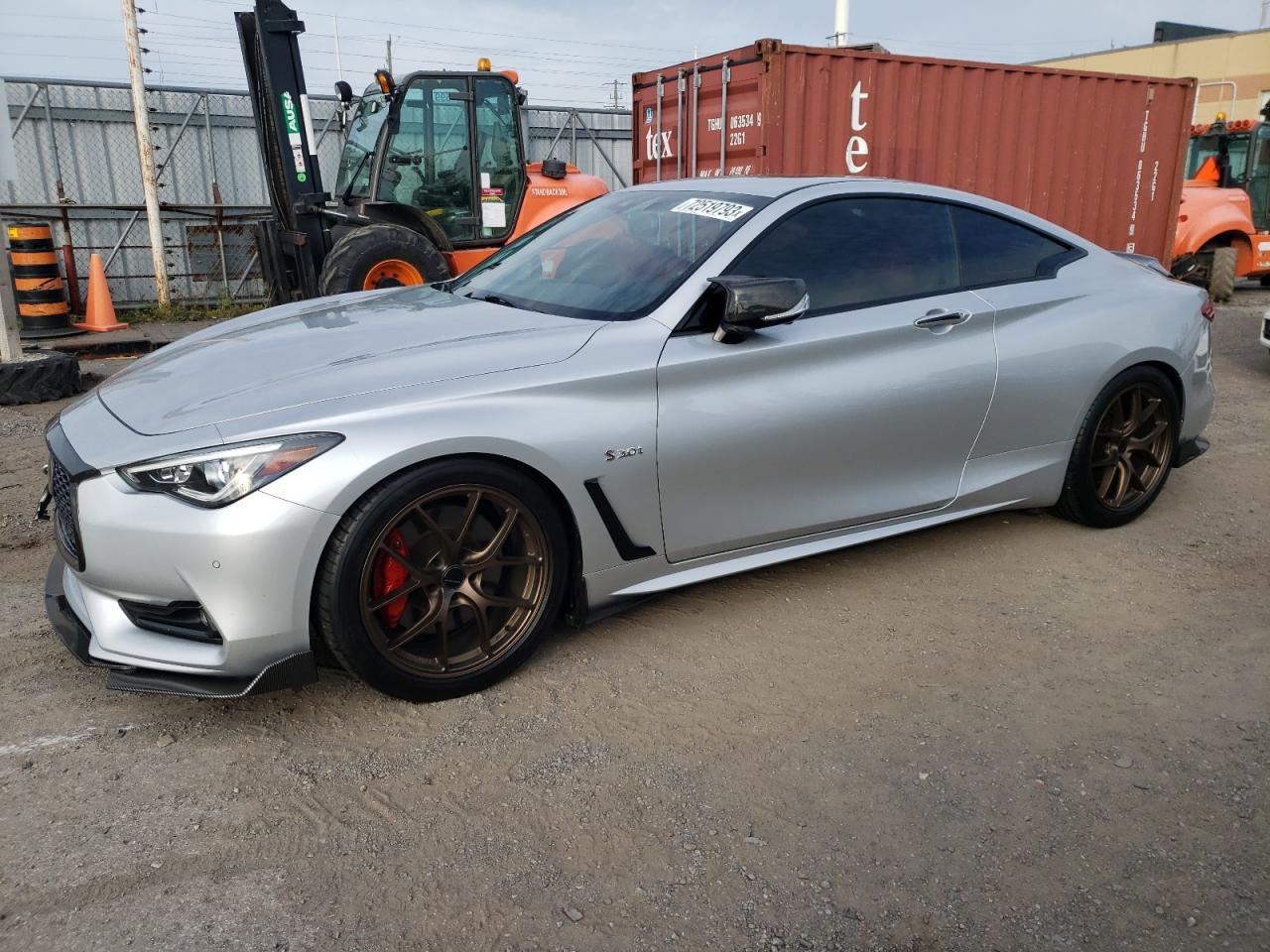 2017 INFINITI Q60 RED SPORT 400