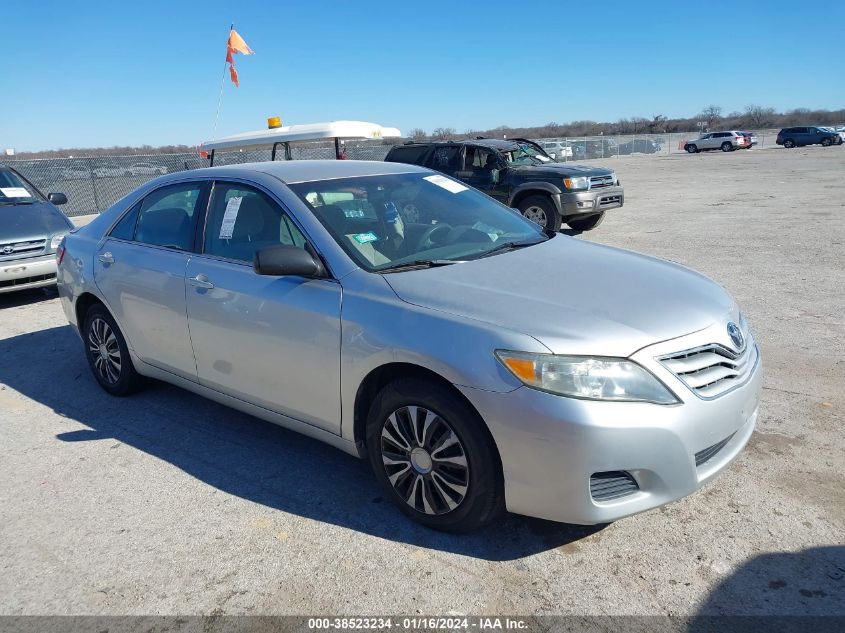 2011 TOYOTA CAMRY LE