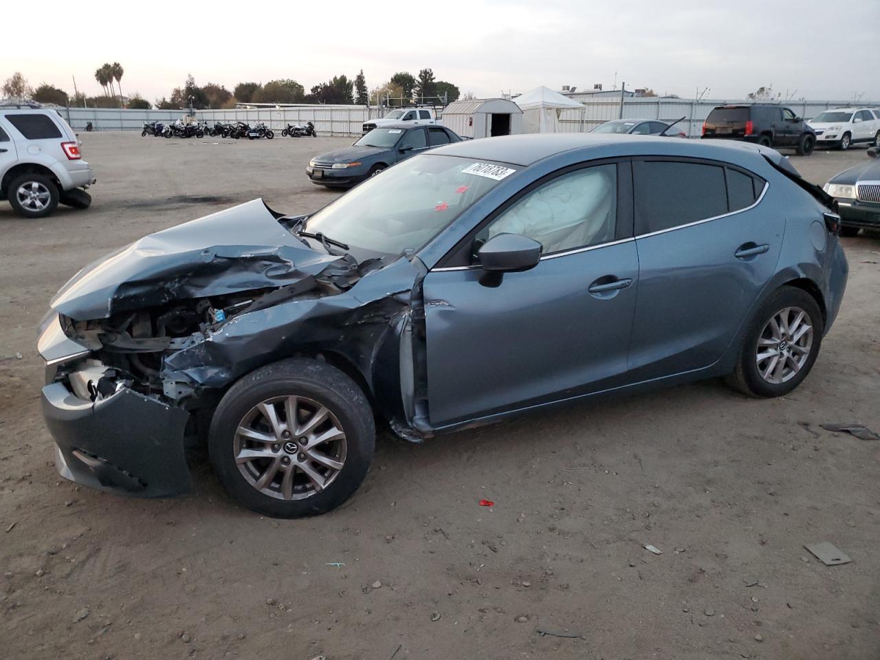 2015 MAZDA 3 TOURING