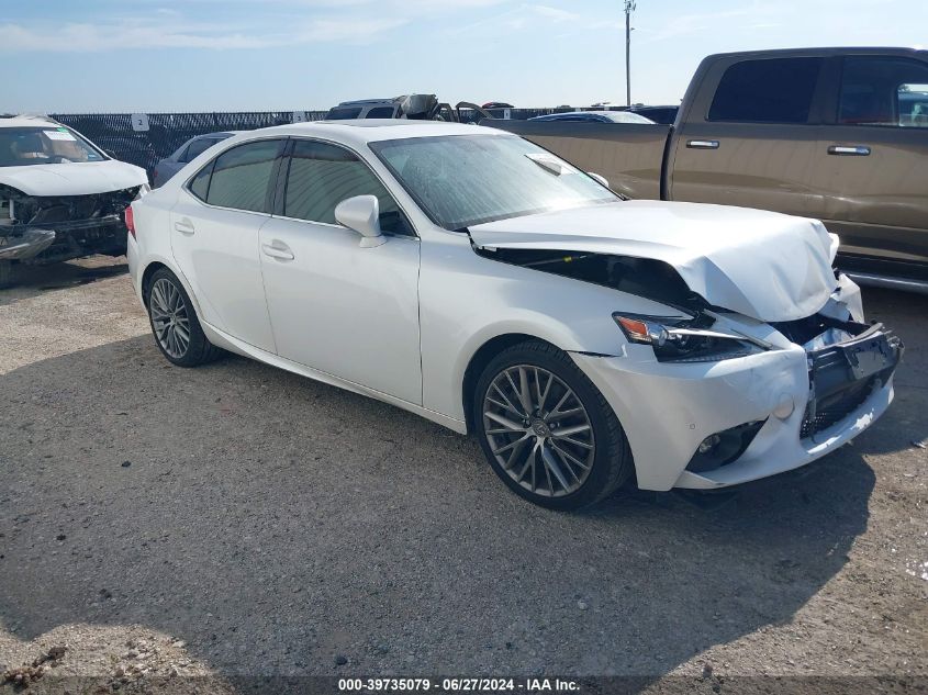 2016 LEXUS IS 200T